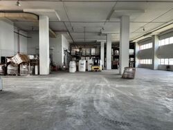 Gul Circle (D22), Warehouse #475688311